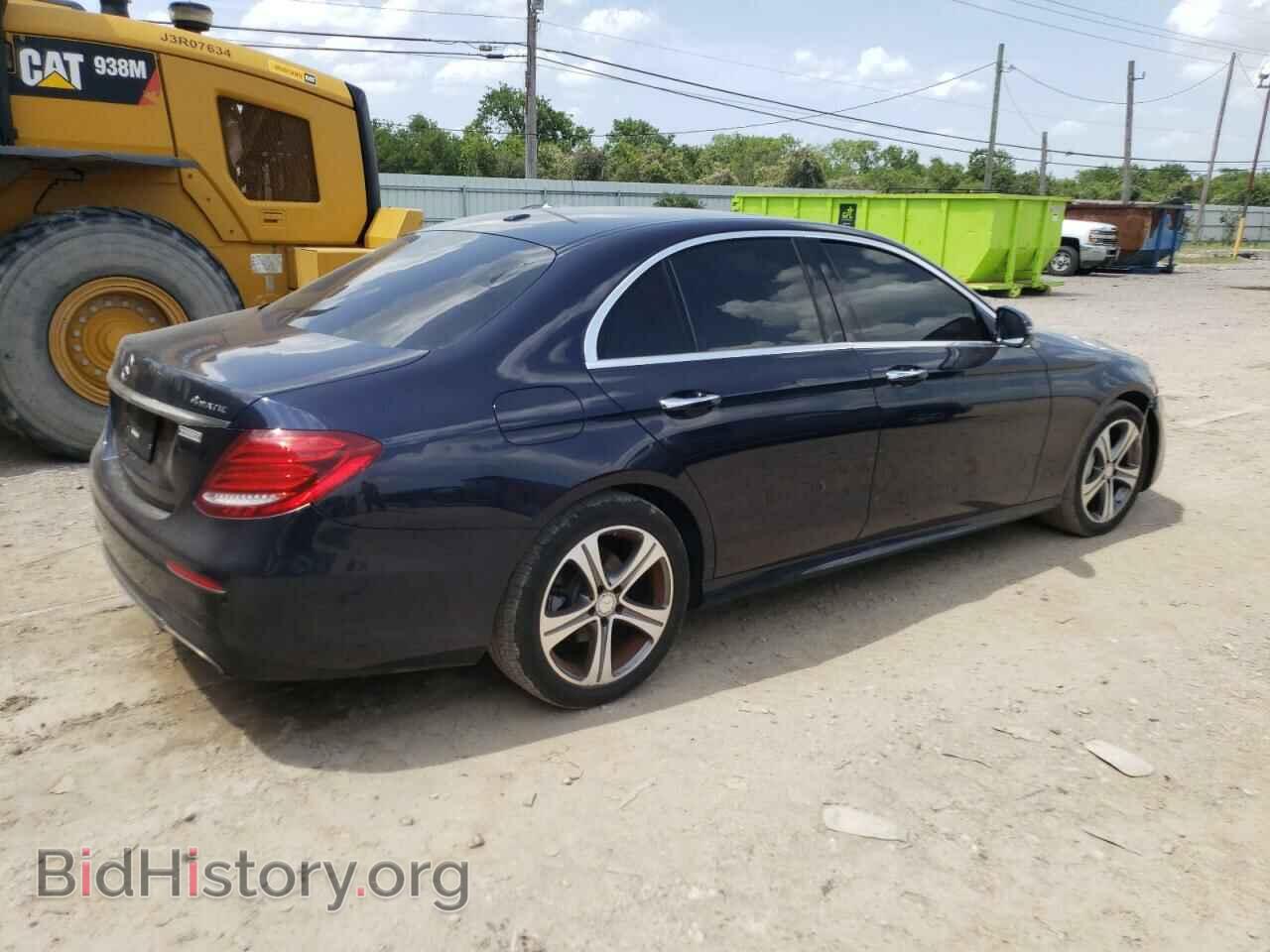 2017 MERCEDES-BENZ E-CLASS - VIN: WDDZF4KB6HA154302 - Фото 3