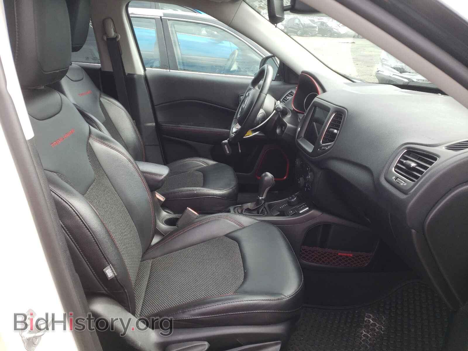2019 JEEP COMPASS - VIN: 3C4NJDDB3KT739729 - Фото 5