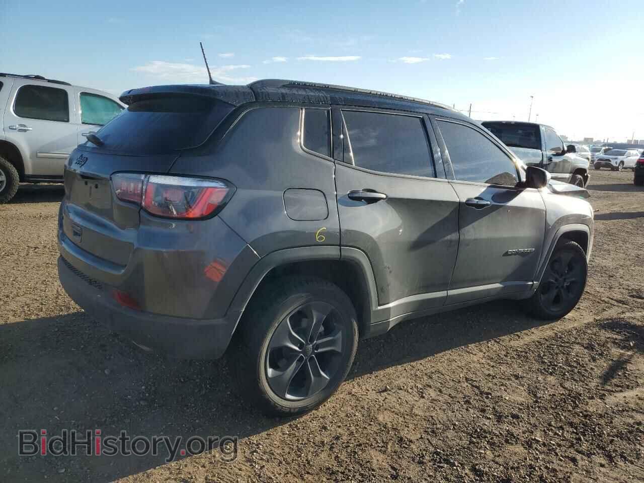 2019 JEEP COMPASS - VIN: 3C4NJDBB0KT656715 - Фото 4