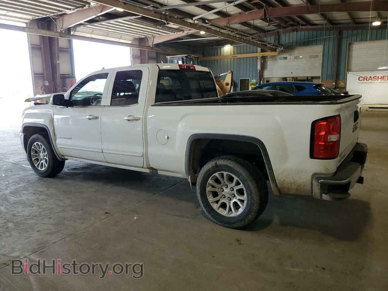 2018 GMC SIERRA - VIN: 1GTV2MEC2JZ163238 - Фото 2