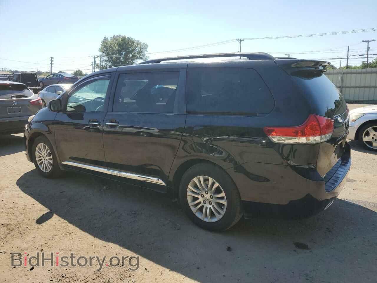 2011 TOYOTA All Models - VIN: 5TDYK3DC7BS075085 - Фото 2