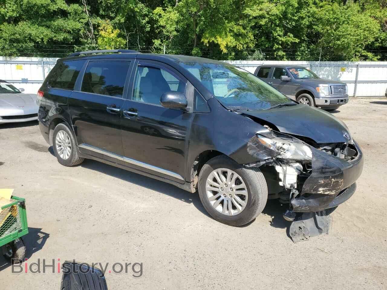 2011 TOYOTA All Models - VIN: 5TDYK3DC7BS075085 - Фото 4