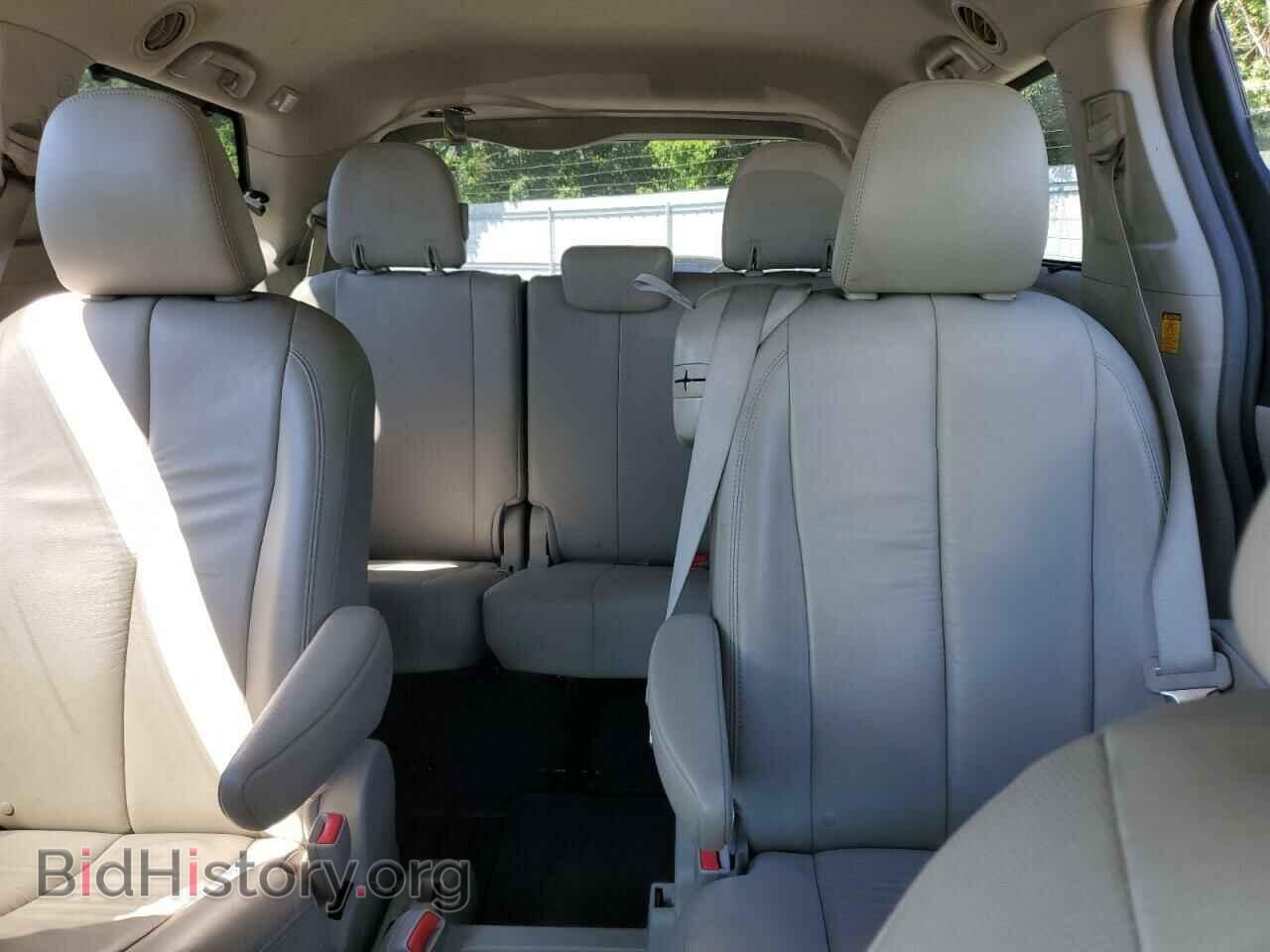 2011 TOYOTA All Models - VIN: 5TDYK3DC7BS075085 - Фото 10