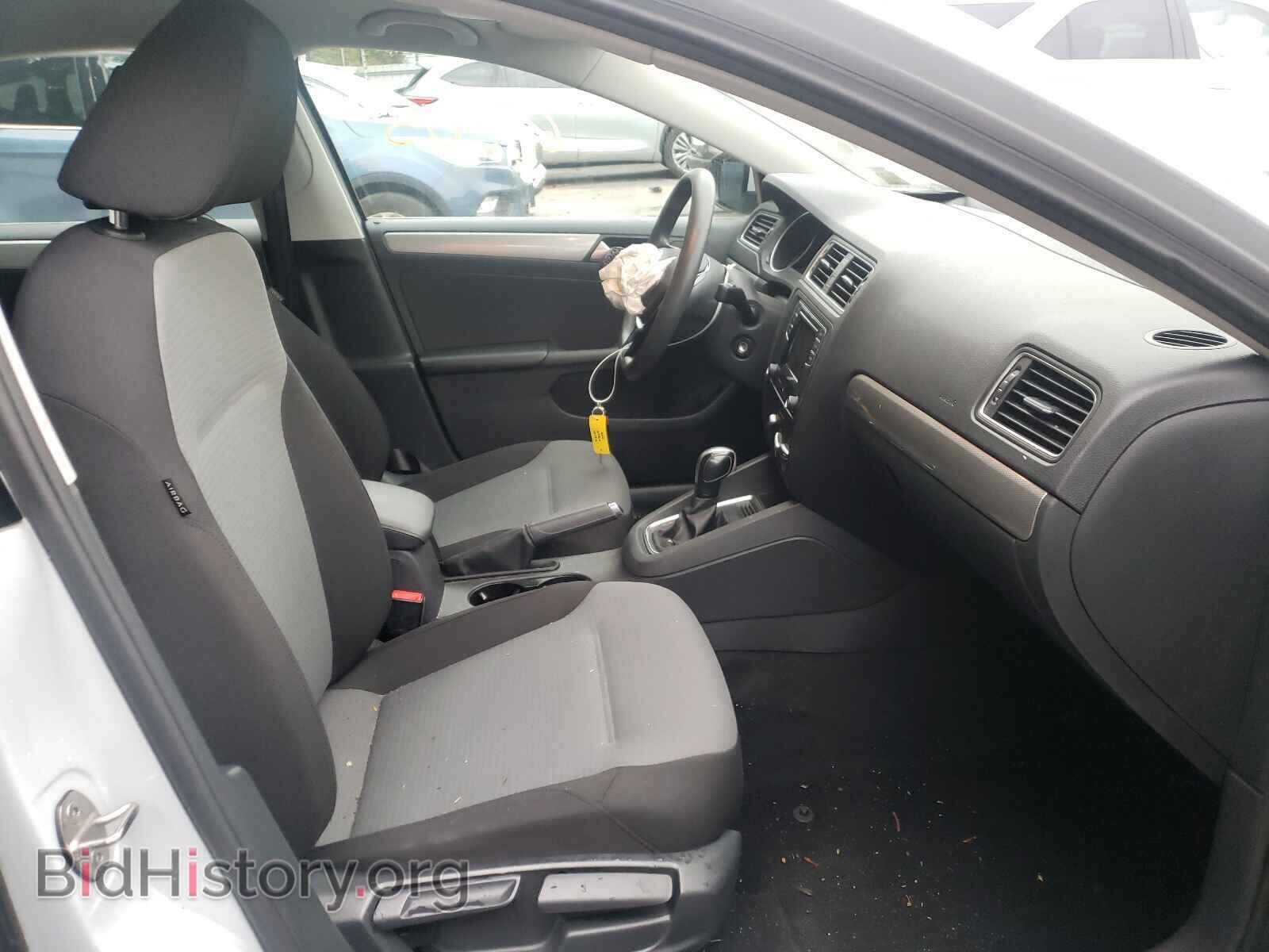 2017 VOLKSWAGEN JETTA - VIN: 3VW2B7AJ2HM357897 - Photo 5