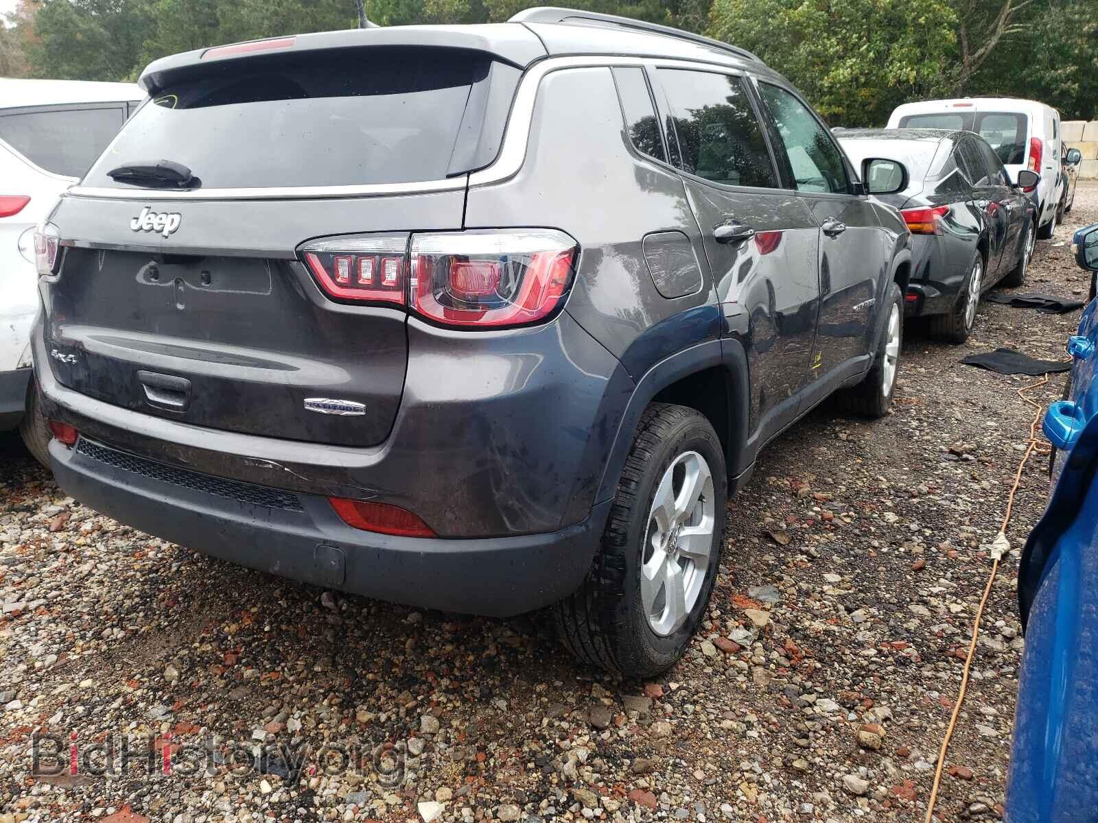 2019 JEEP COMPASS - VIN: 3C4NJDBB0KT807682 - Фото 4