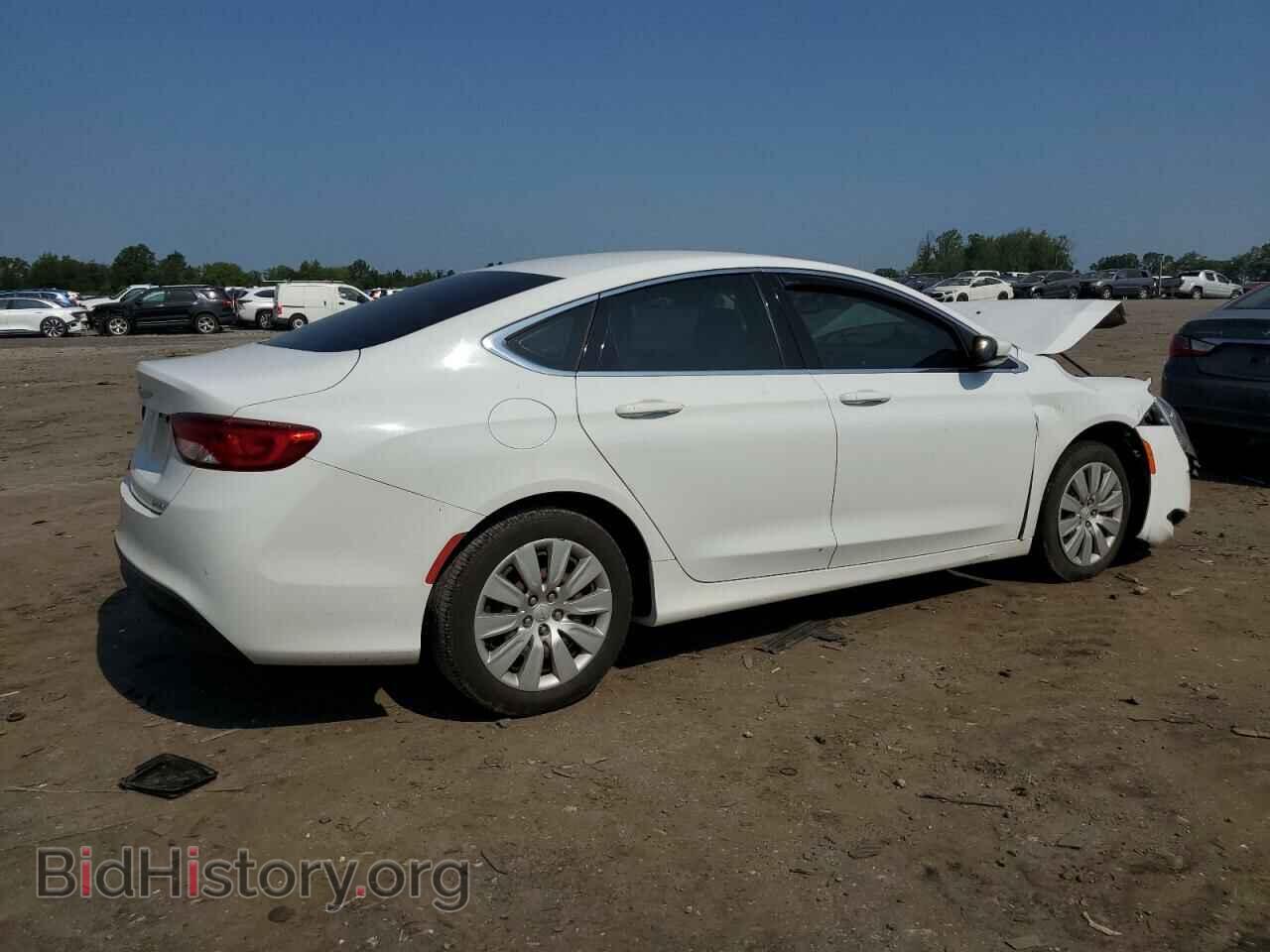 2016 CHRYSLER 200 - VIN: 1C3CCCFB0GN134068 - Фото 3
