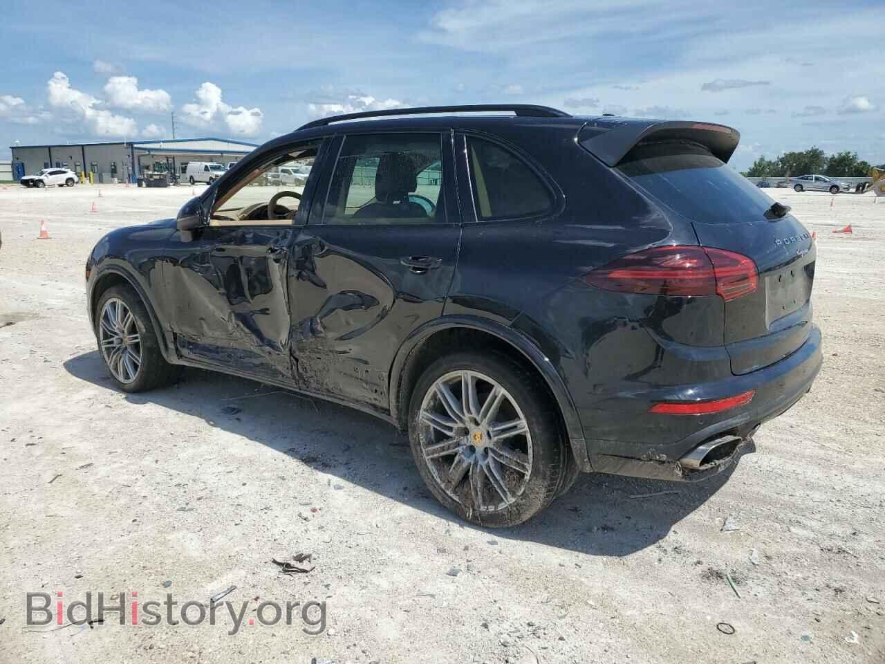 2017 PORSCHE CAYENNE - VIN: WP1AA2A27HKA82269 - Фото 2