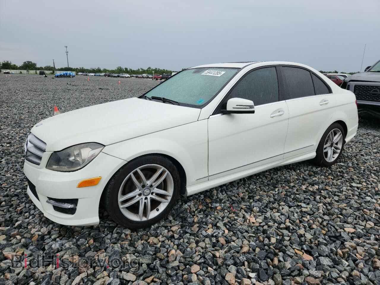 Photo WDDGF8BB3CF874604 - MERCEDES-BENZ C-CLASS 2012
