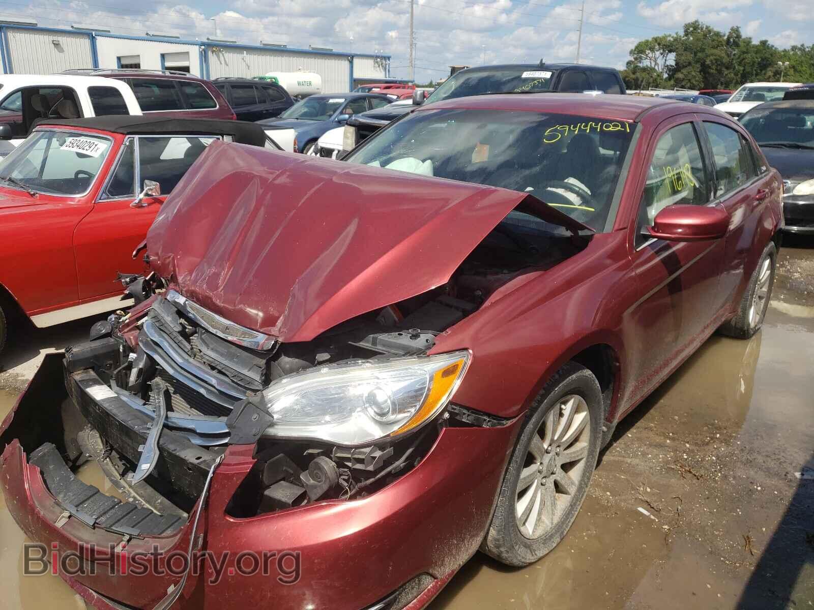 2012 CHRYSLER 200 - VIN: 1C3CCBBB9CN125136 - Фото 2