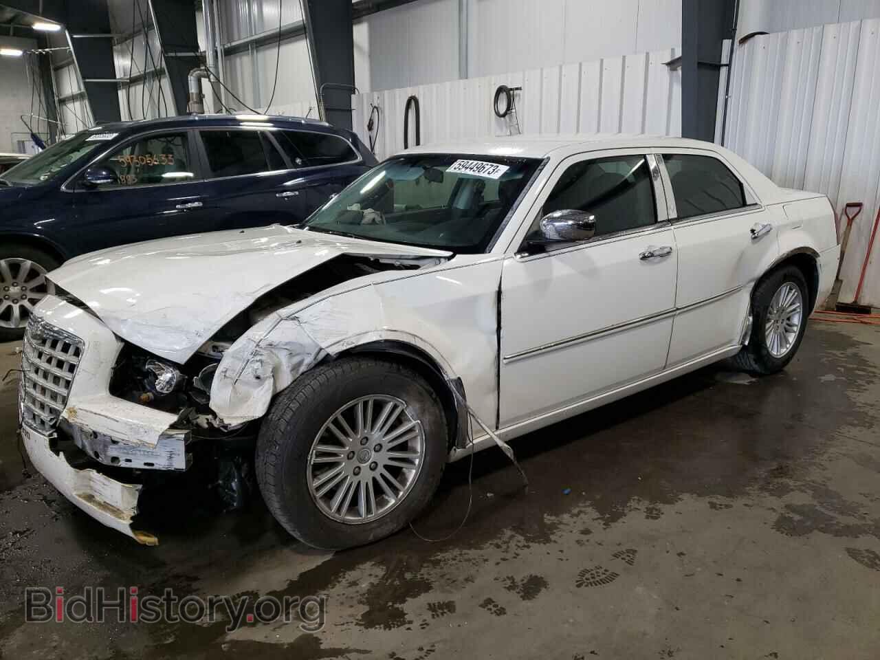 Photo 2C3CA5CV0AH173596 - CHRYSLER 300 2010