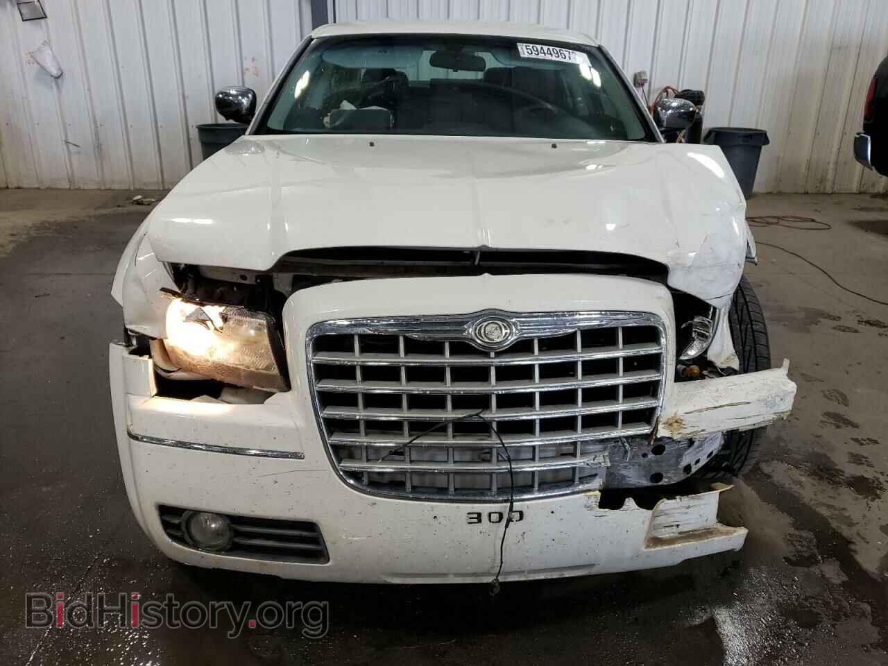 2010 CHRYSLER 300 - VIN: 2C3CA5CV0AH173596 - Фото 5