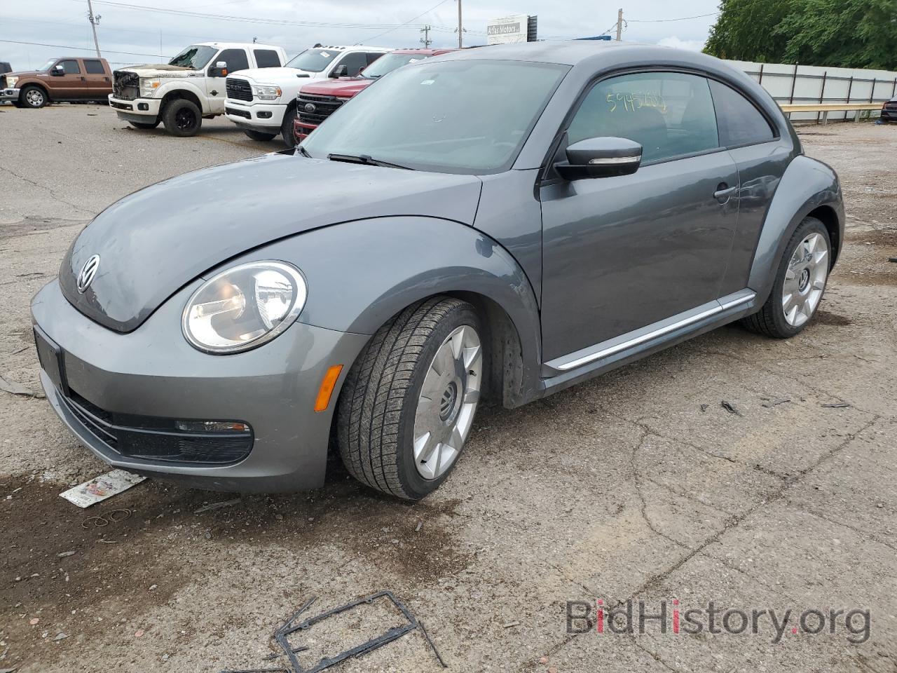 Photo 3VWJP7AT8CM652820 - VOLKSWAGEN BEETLE 2012