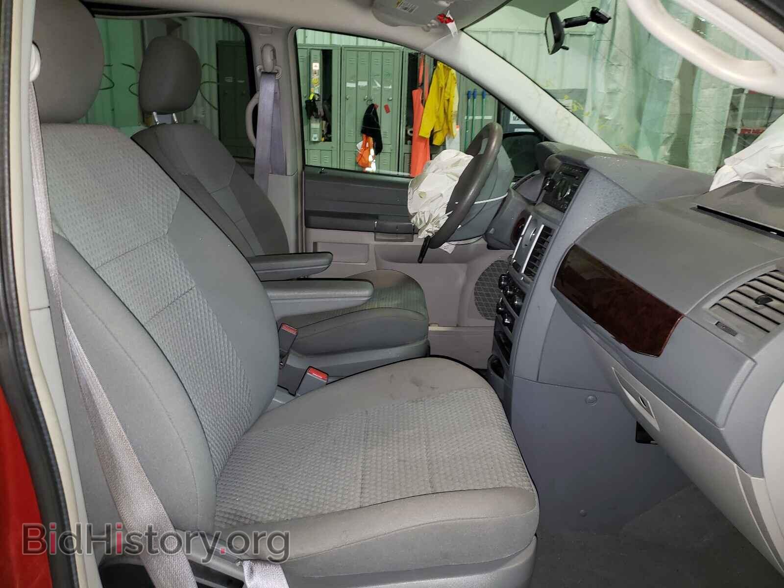 2010 CHRYSLER MINIVAN - VIN: 2A4RR4DE1AR103147 - Photo 5