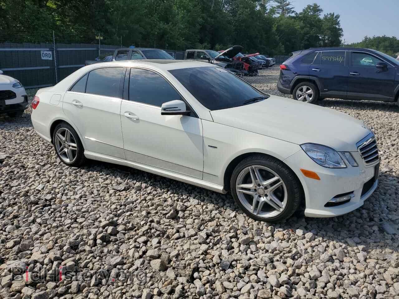 2012 MERCEDES-BENZ E-CLASS - VIN: WDDHF8JB2CA570392 - Фото 4
