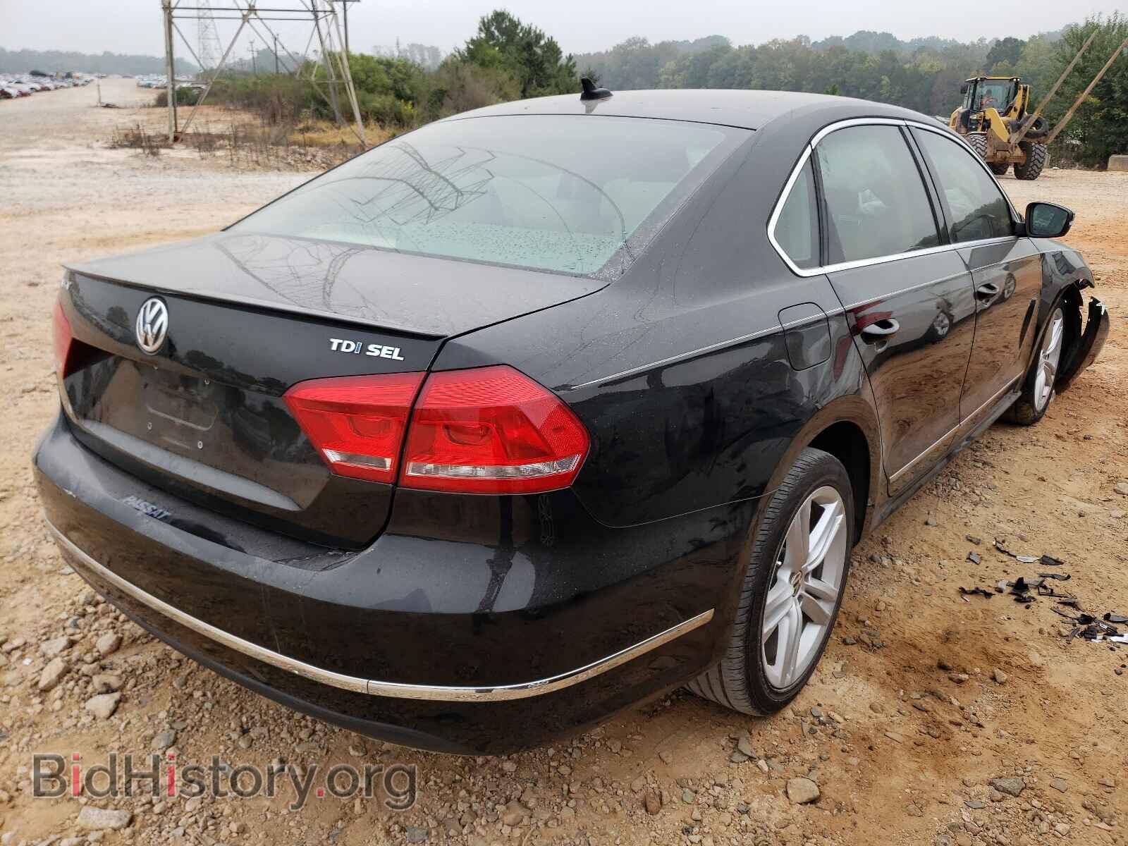 2015 VOLKSWAGEN PASSAT - VIN: 1VWCV7A34FC108013 - Фото 4