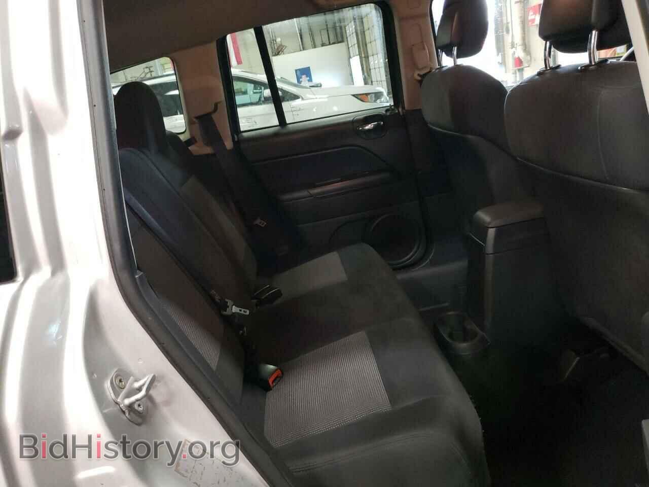 2011 JEEP COMPASS - VIN: 1J4NF1FB2BD183233 - Photo 11