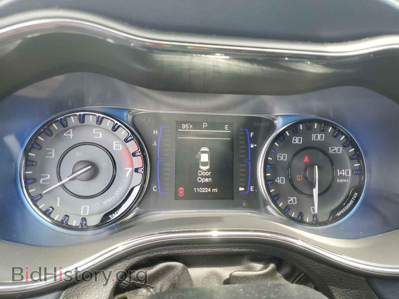 2016 CHRYSLER 200 - VIN: 1C3CCCBB2GN151413 - Фото 9