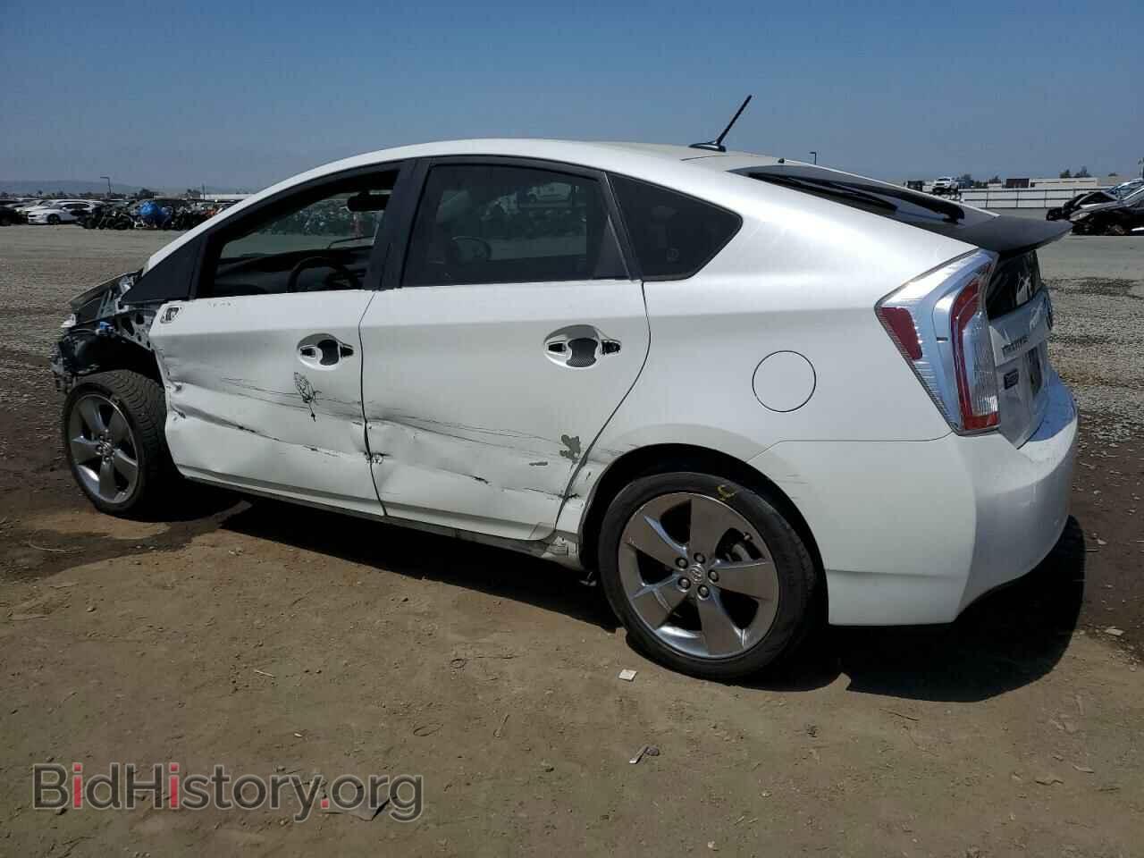 2013 TOYOTA PRIUS - VIN: JTDKN3DU3D5581317 - Фото 2
