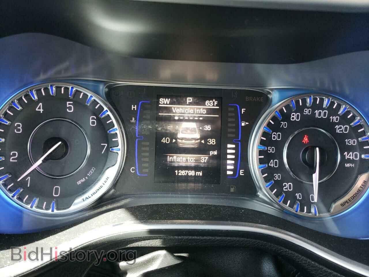 2015 CHRYSLER 200 - VIN: 1C3CCCAB5FN650657 - Фото 9