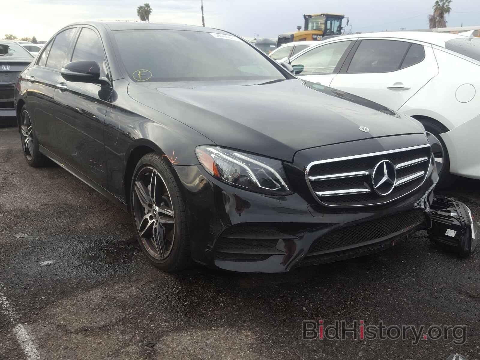 Photo WDDZF4JB3KA666348 - MERCEDES-BENZ E CLASS 2019