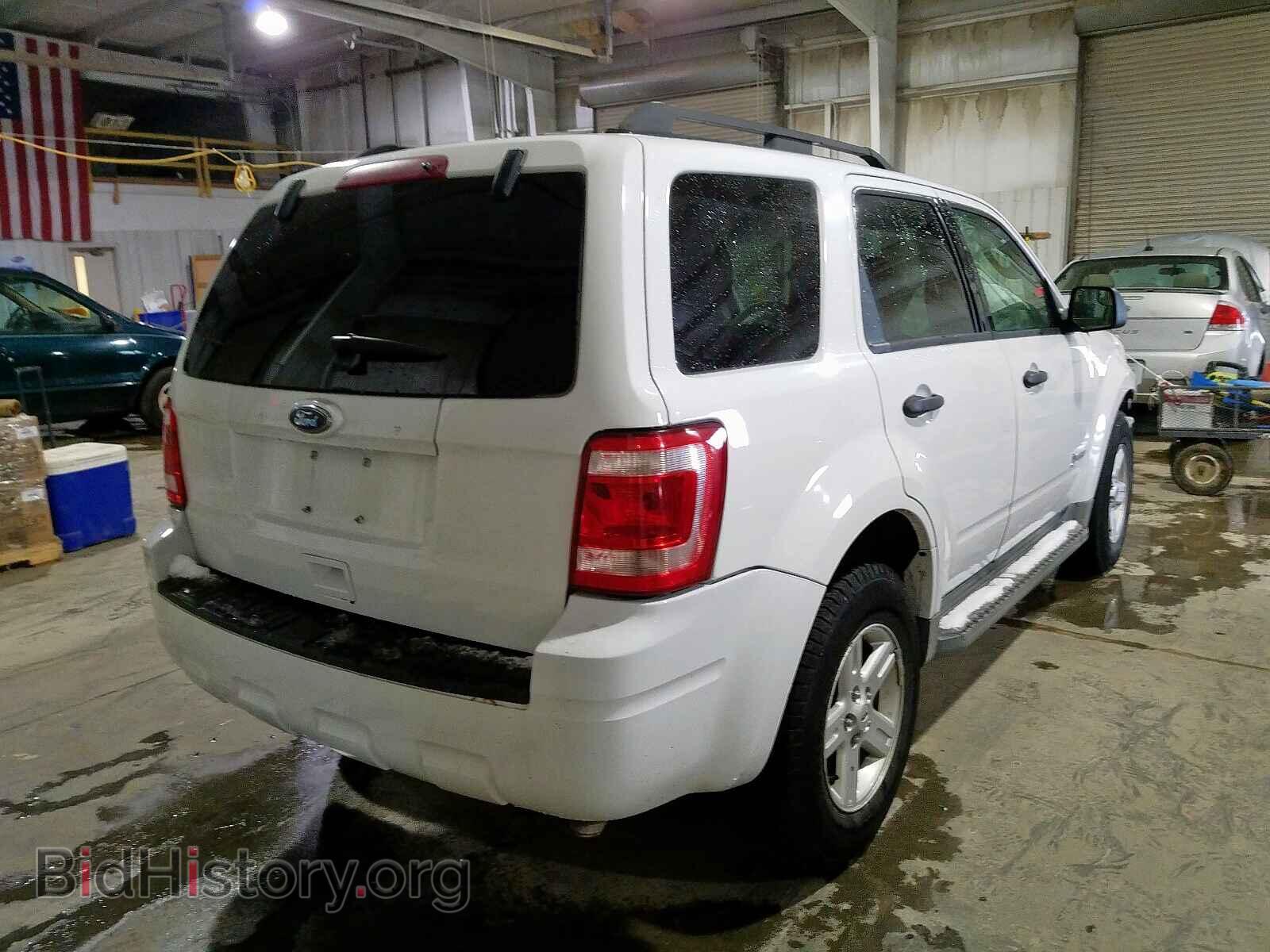 2011 FORD ESCAPE - VIN: 1FMCU5K30BKA34075 - Фото 4
