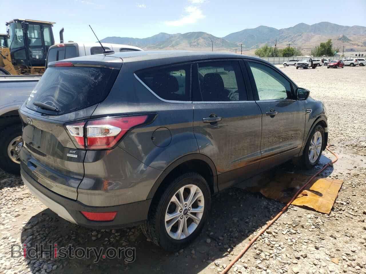 2017 FORD ESCAPE - VIN: 1FMCU0G95HUC95943 - Фото 3