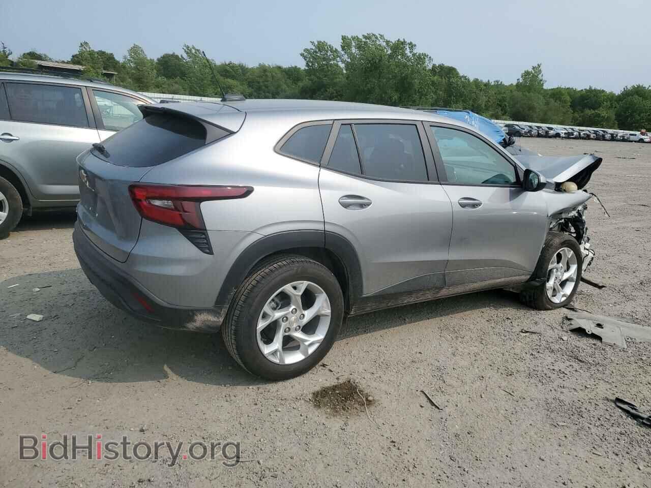 2024 CHEVROLET TRAX - VIN: KL77LFE26RC173386 - Фото 3