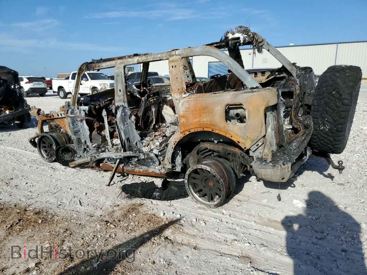 2023 FORD BRONCO - VIN: 1FMEE5DP5PLB18934 - Photo 2