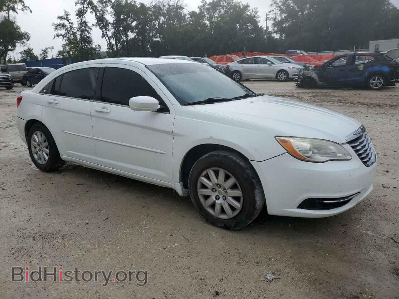 2013 CHRYSLER 200 - VIN: 1C3CCBAB4DN696438 - Фото 4