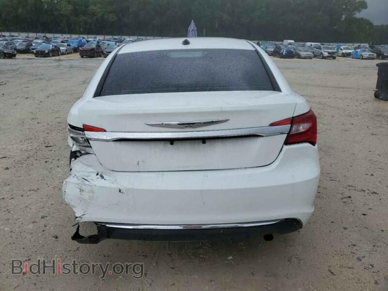 2013 Chrysler 200 (VIN 1C3CCBAB4DN696438) — photo 6 of 15