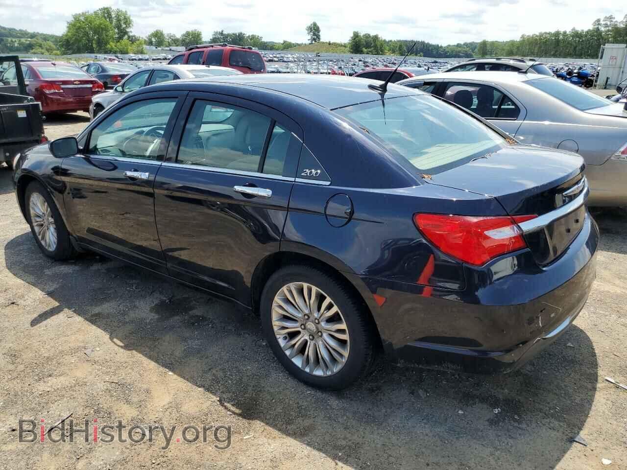 2011 CHRYSLER 200 - VIN: 1C3BC2FG4BN526643 - Фото 2