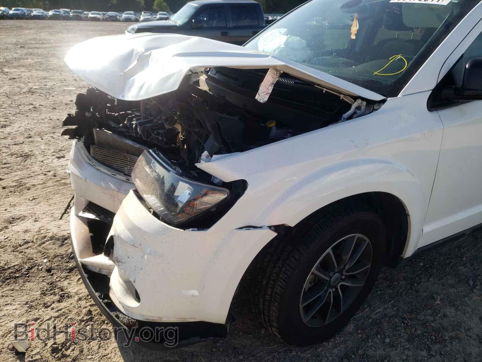 2018 DODGE JOURNEY - VIN: 3C4PDCAB6JT497984 - Фото 9