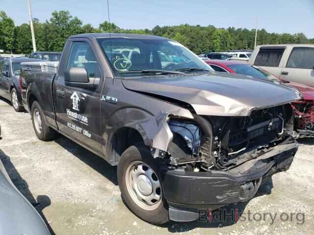 Photo 1FTMF1CB8JKC72563 - FORD All Models 2018