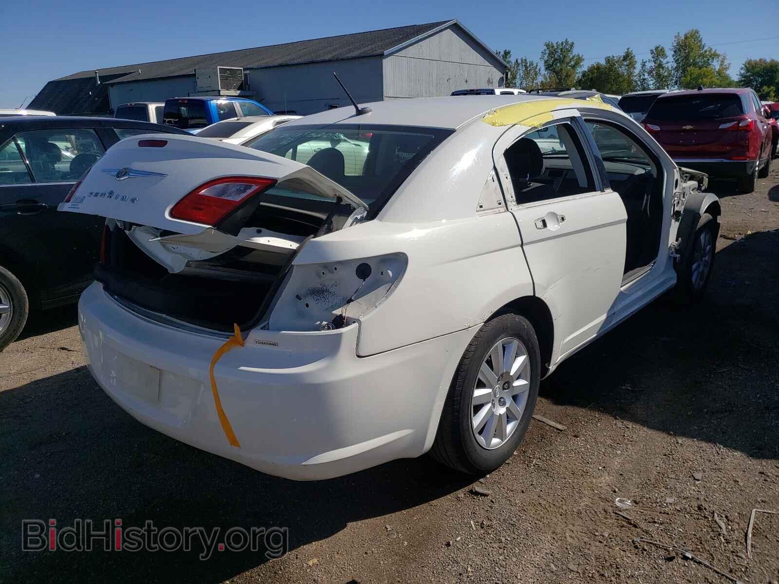 2010 CHRYSLER SEBRING - VIN: 1C3CC4FB7AN219924 - Фото 4