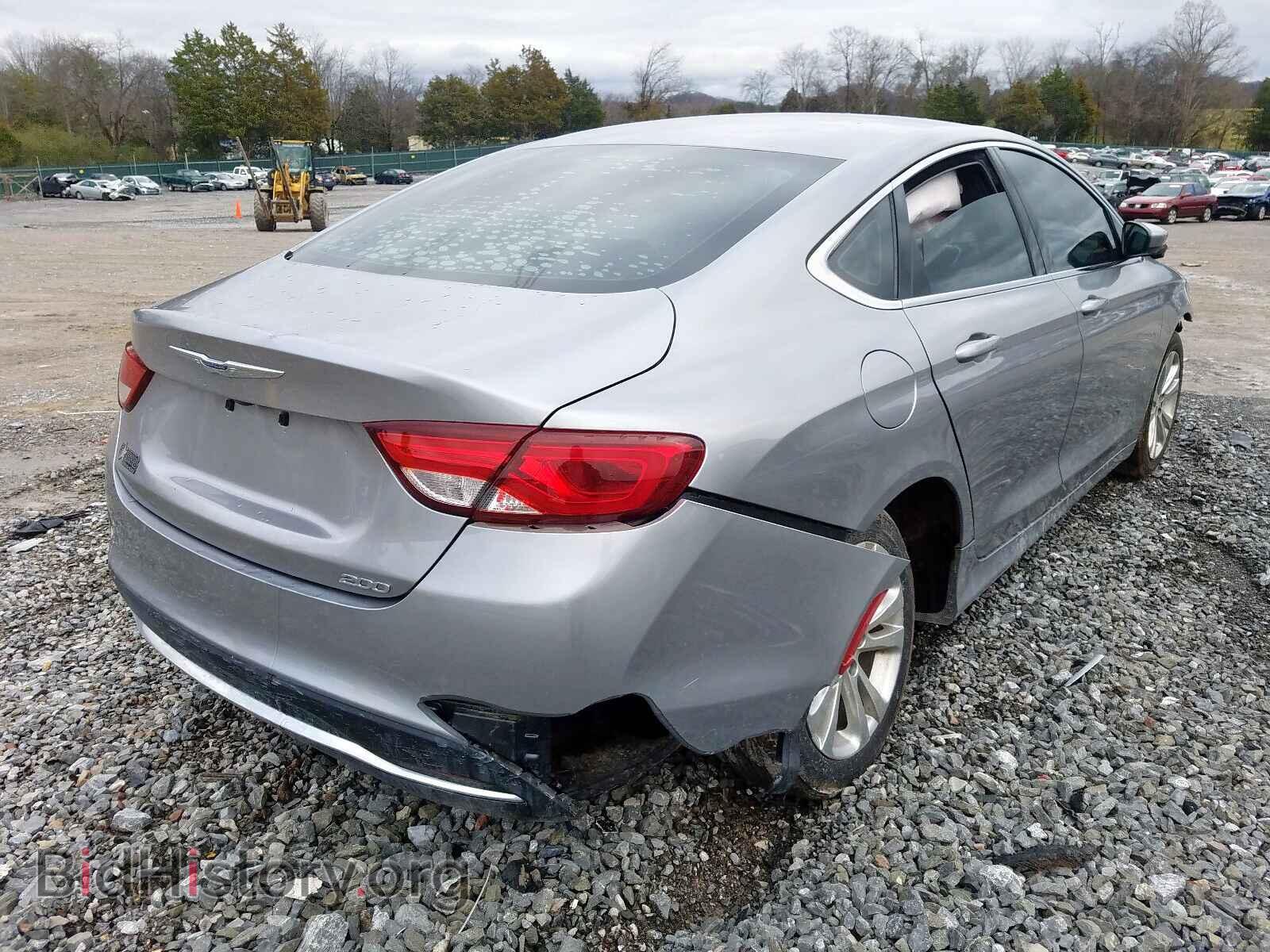 2016 CHRYSLER 200 - VIN: 1C3CCCAB7GN113287 - Photo 4