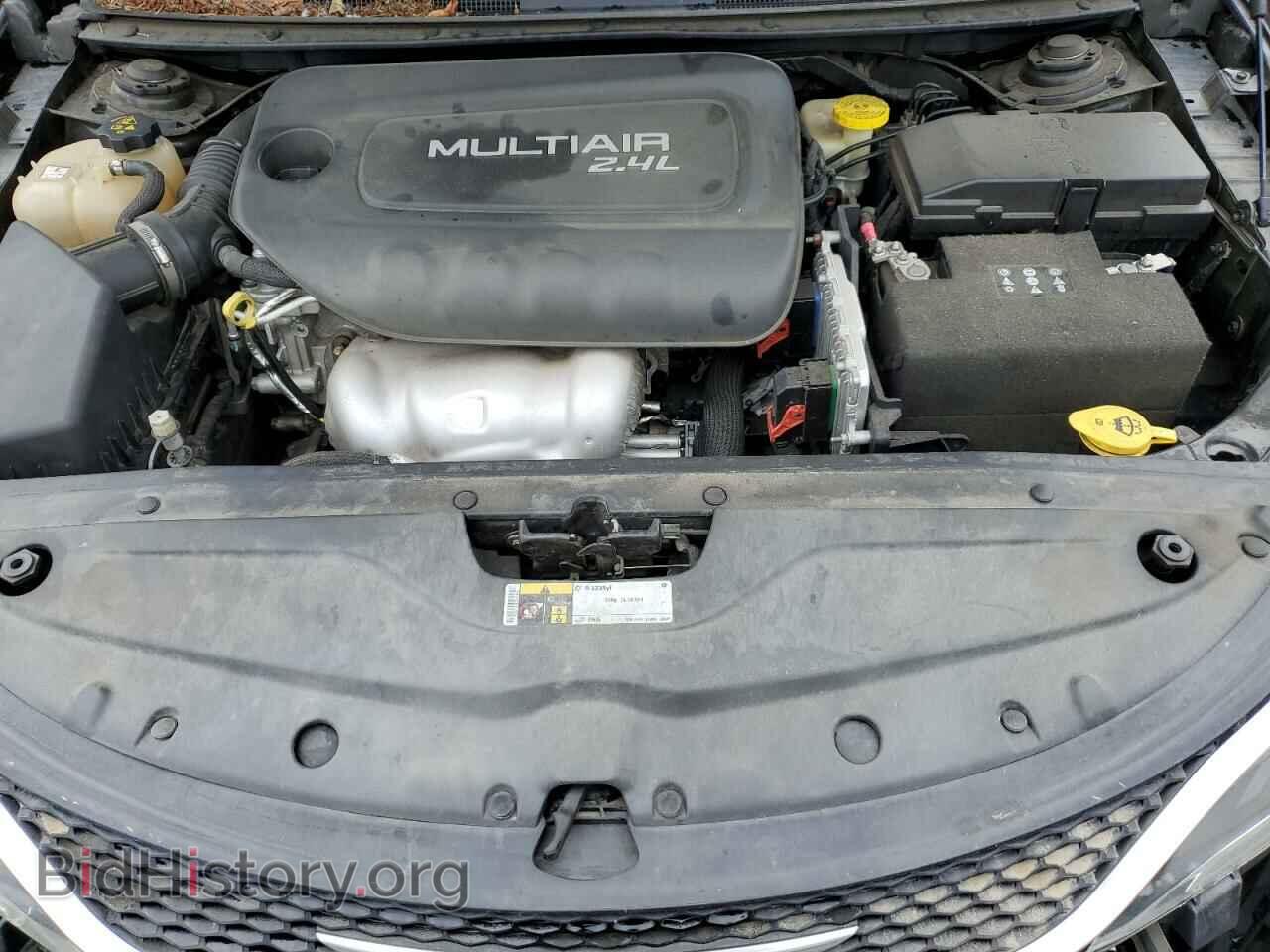 2015 CHRYSLER 200 - VIN: 1C3CCCAB5FN575197 - Фото 11