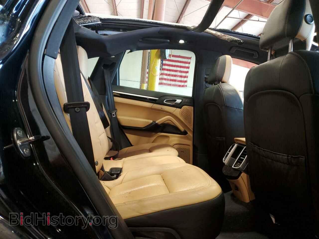2016 PORSCHE CAYENNE - VIN: WP1AA2A29GLA09185 - Photo 11