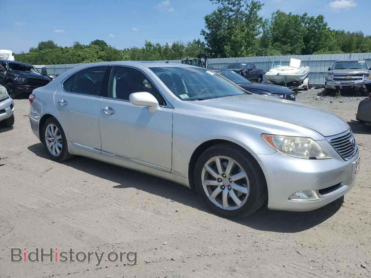 2007 LEXUS LS460 - VIN: JTHBL46F675012345 - Photo 4