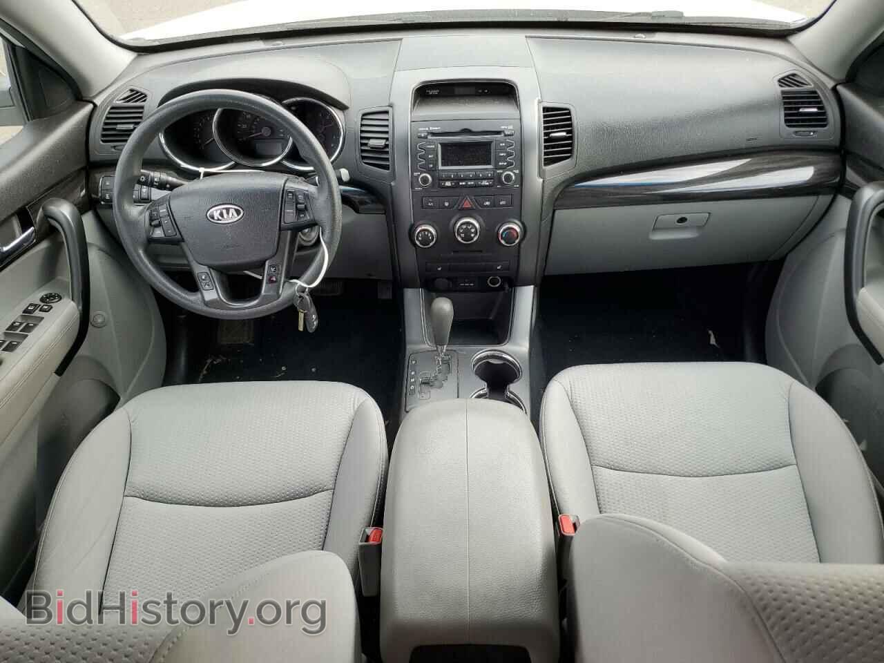 2011 KIA SORENTO - VIN: 5XYKTDA16BG044208 - Фото 8