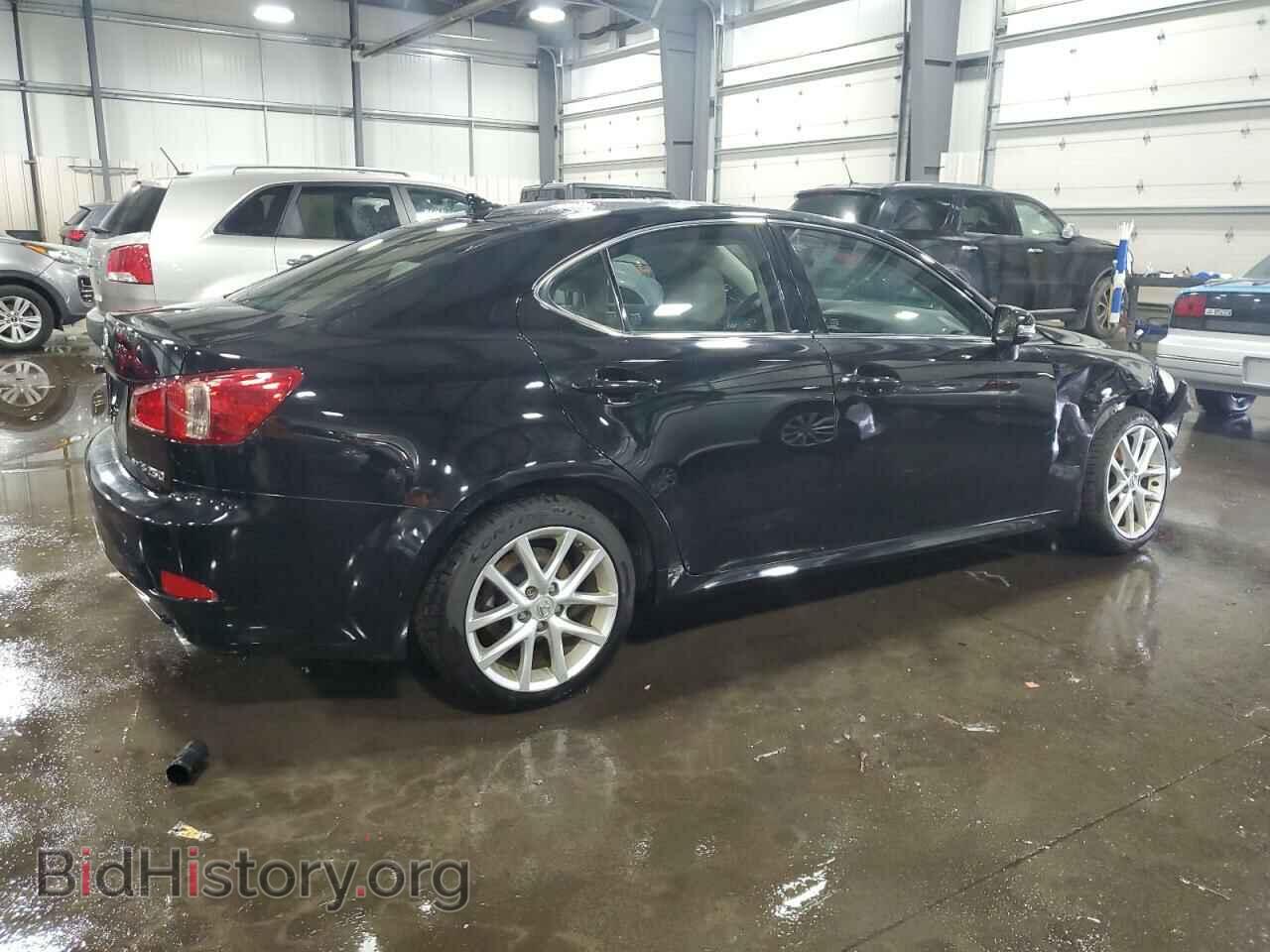 2011 LEXUS IS - VIN: JTHCF5C20B5049807 - Photo 3