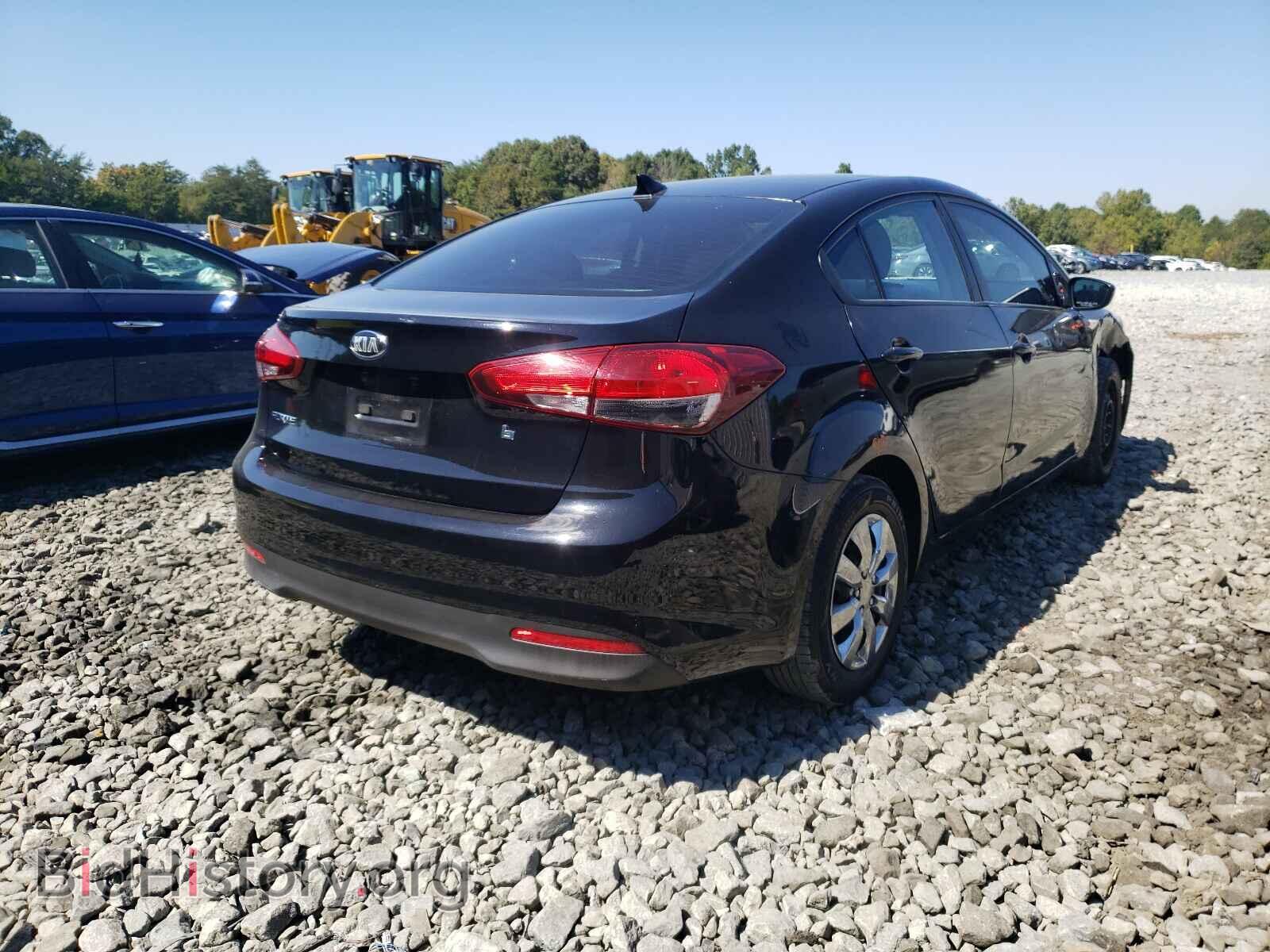 2017 KIA FORTE - VIN: 3KPFK4A77HE102874 - Фото 4