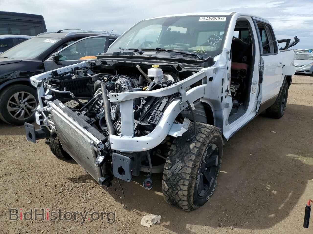 2020 RAM 1500 - VIN: 1C6RRELT2LN267042 - Фото 2