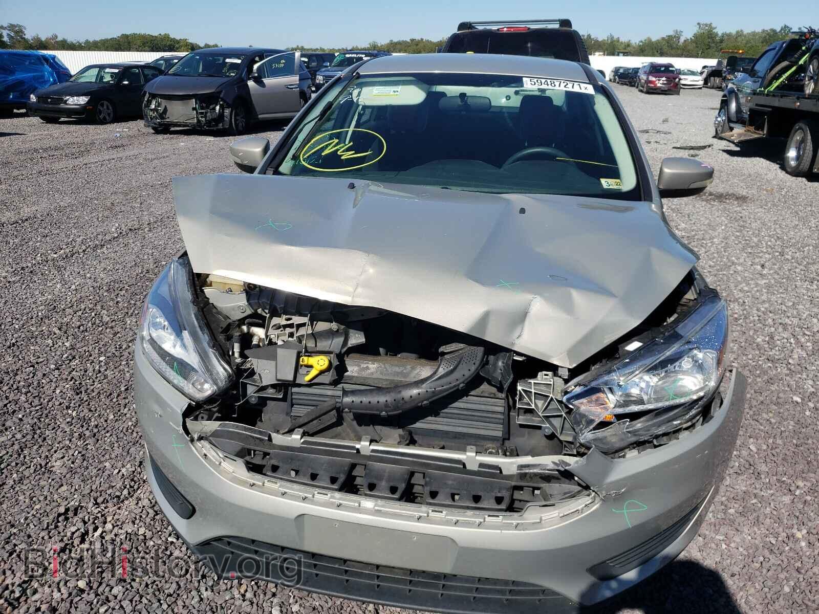 2016 FORD FOCUS - VIN: 1FADP3F29GL233042 - Фото 9