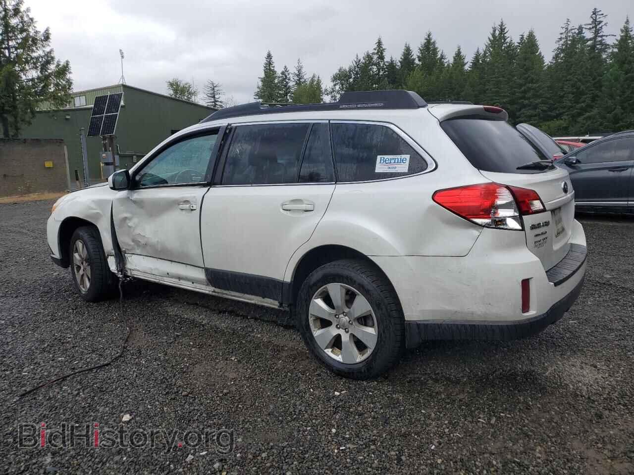 2011 SUBARU OUTBACK - VIN: 4S4BRBCC3B3314366 - Фото 2