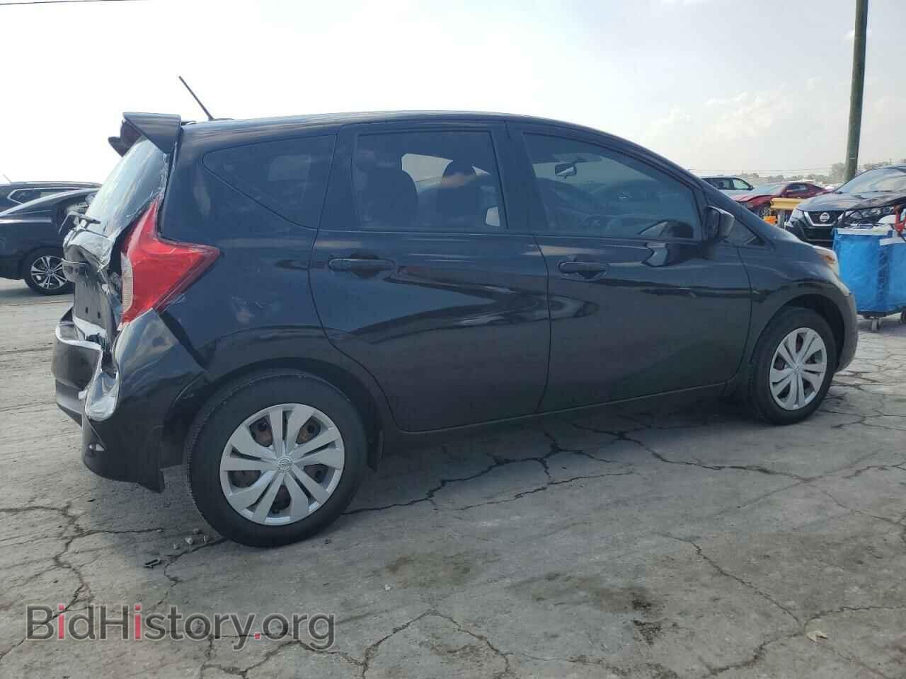 2018 NISSAN VERSA - VIN: 3N1CE2CP2JL358582 - Фото 3