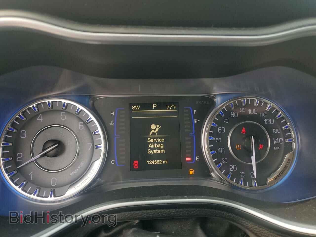2016 CHRYSLER 200 - VIN: 1C3CCCAB9GN176794 - Фото 9