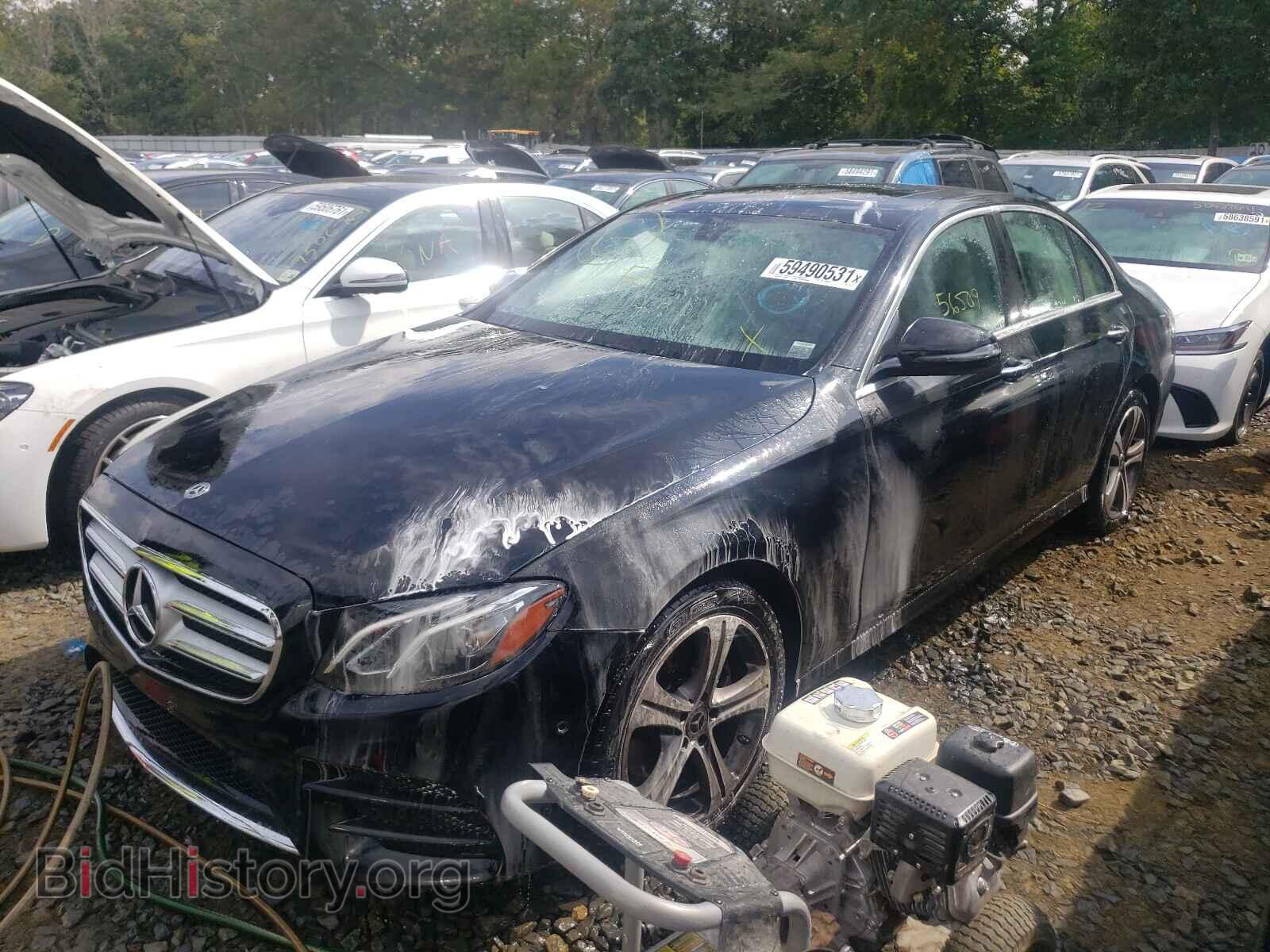 2018 MERCEDES-BENZ E-CLASS - VIN: WDDZF4KB2JA375739 - Фото 2