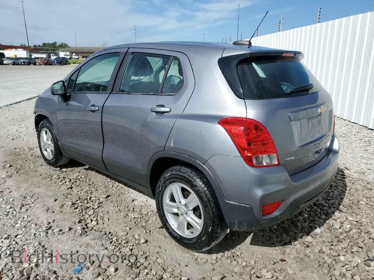 2020 CHEVROLET TRAX - VIN: 3GNCJKSBXLL317559 - Фото 2