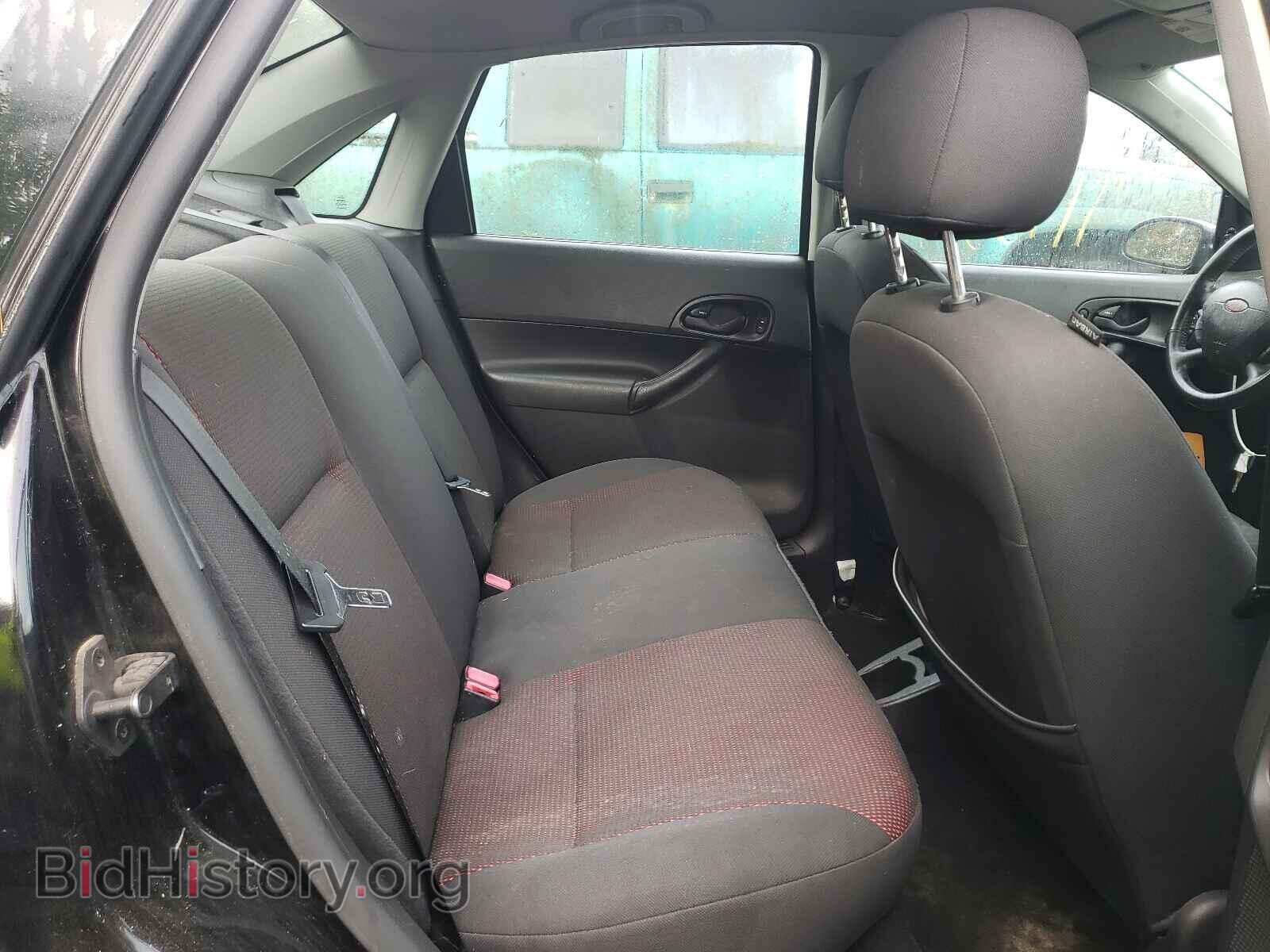 2006 FORD FOCUS - VIN: 1FAHP38Z66W194662 - Фото 6