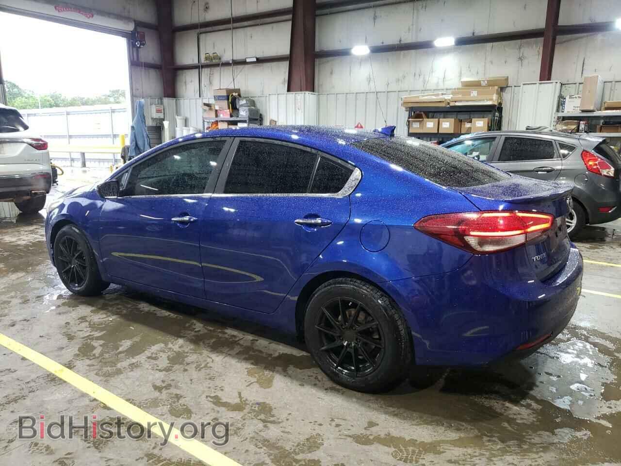 2017 KIA FORTE - VIN: 3KPFL4A72HE107705 - Фото 2
